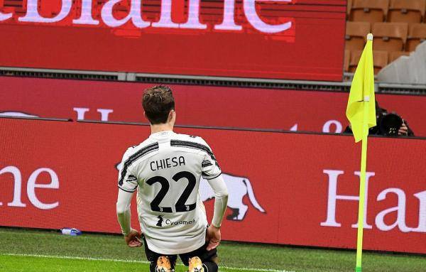  那不勒斯逆转米兰，终结对手不败金身  