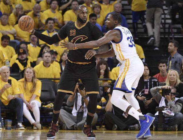  杜兰特关键三分篮网加时险胜热火